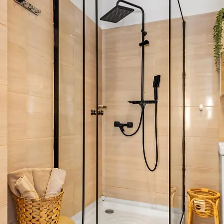 Daire Gwn Urban View Bükreş